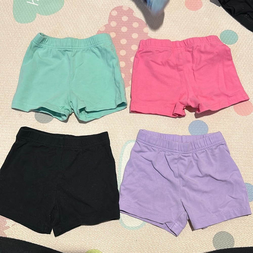 4 set of 2T Carters Shorts